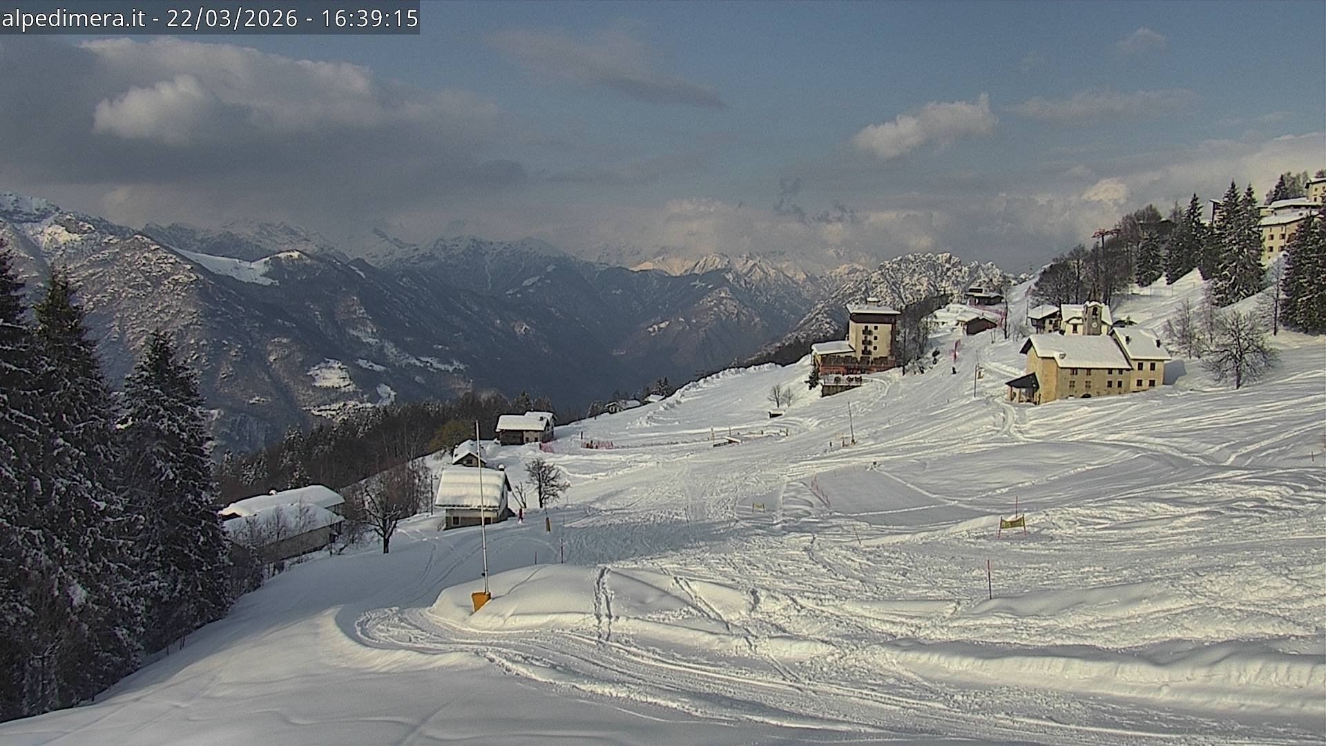 Preview delle webcam di Chiesetta Alpe di Mera