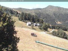 view from Alpe di Mera - Arrivo pista Baita e campo scuola on 2025-07-10