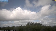 view from iwweather sky cam on 2025-09-04