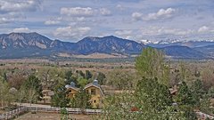view from Louisville Flatirons time-lapse on 2026-04-12