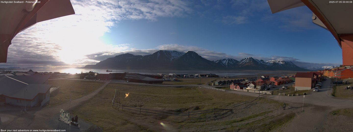 time-lapse frame, Hurtigruten Svalbard - Hiorthfjellet webcam