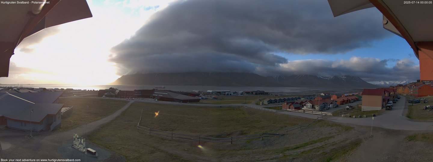 time-lapse frame, Hurtigruten Svalbard - Hiorthfjellet webcam