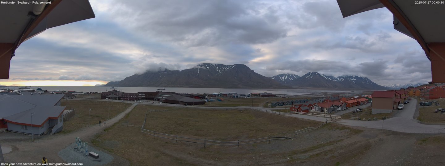 time-lapse frame, Hurtigruten Svalbard - Hiorthfjellet webcam