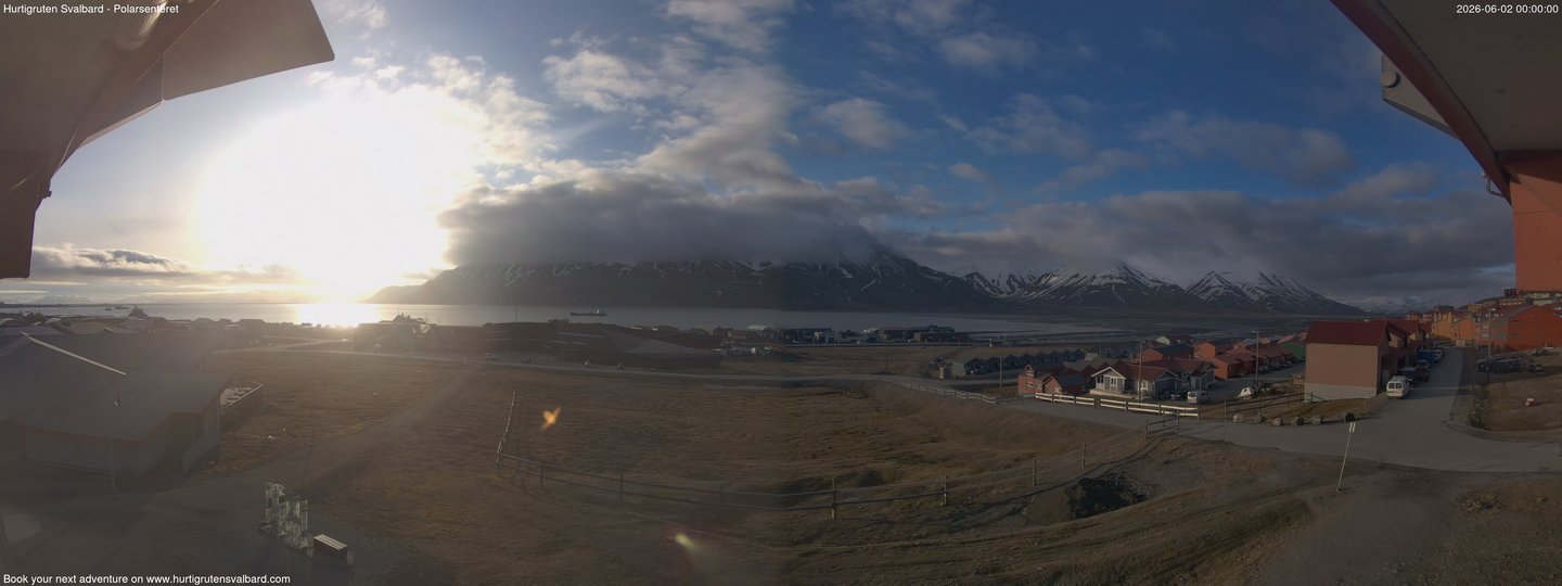 time-lapse frame, Hurtigruten Svalbard - Hiorthfjellet webcam