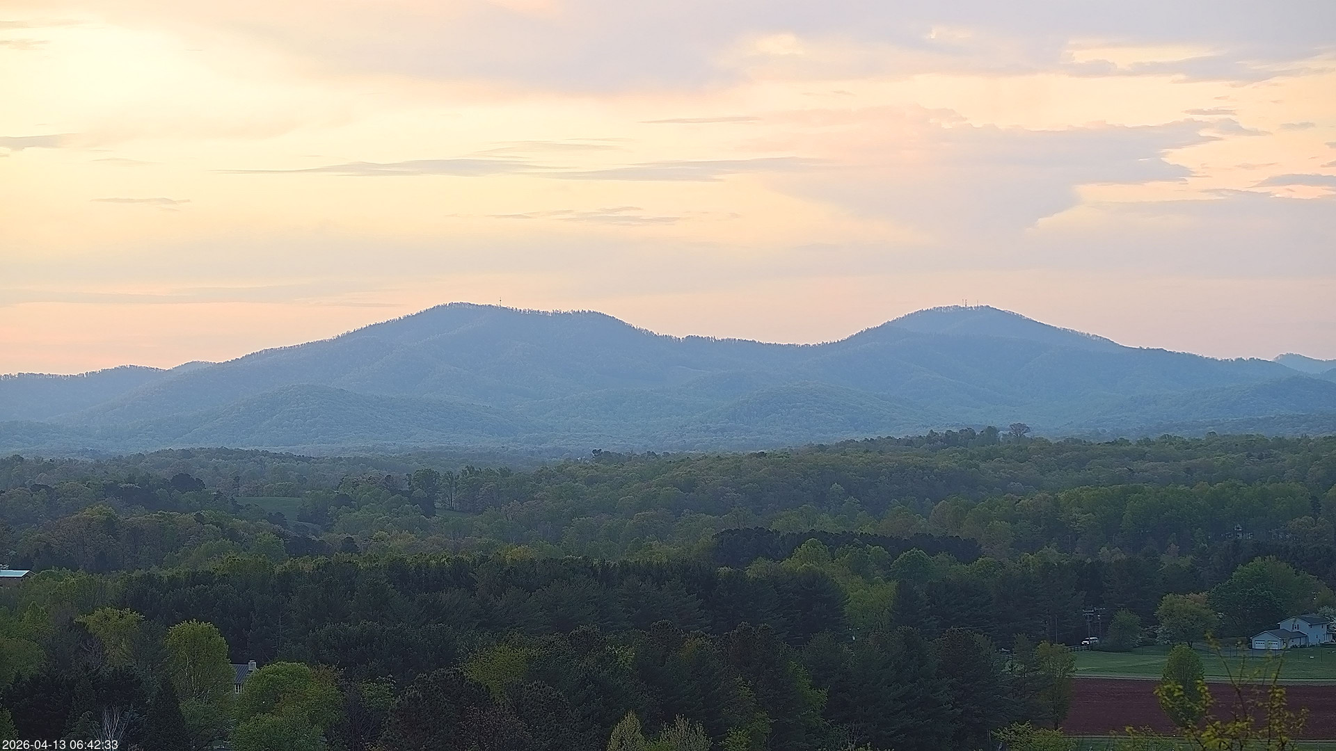 time-lapse frame, 2026-04-13 06:42-12:00 webcam