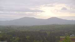 view from Greenwood Vista - Mountain View on 2026-04-19