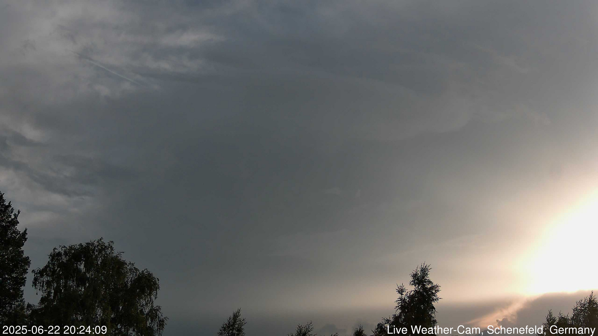 time-lapse frame, 2025-06-22 20:24-22:54 webcam