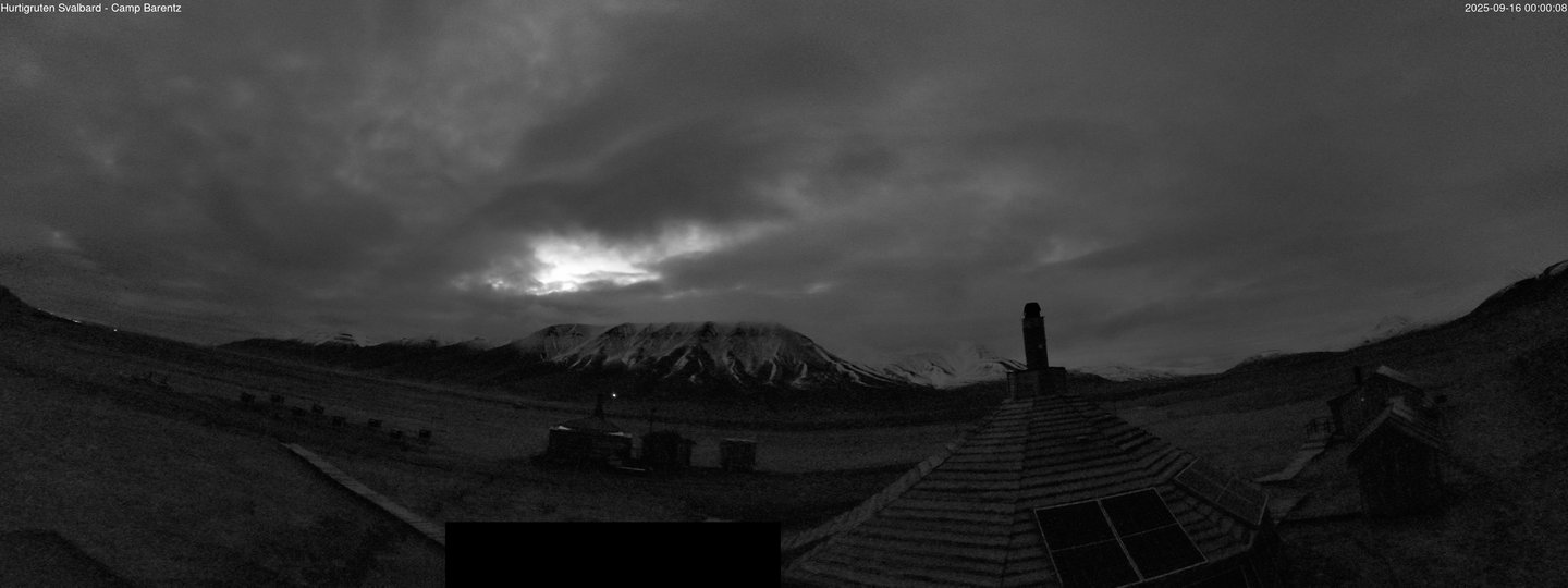 time-lapse frame, Hurtigruten Svalbard - Camp Barentz webcam