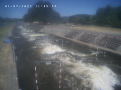 view from Troja - bottom on 2025-07-01