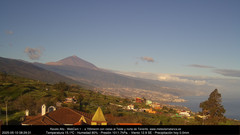 view from MeteoRavelo- Visión N de Tenerife on 2025-05-10