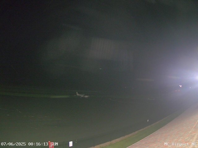 time-lapse frame, Mifflin County Airport (east) webcam