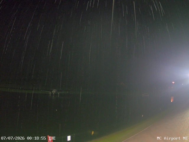 time-lapse frame, Mifflin County Airport (east) webcam
