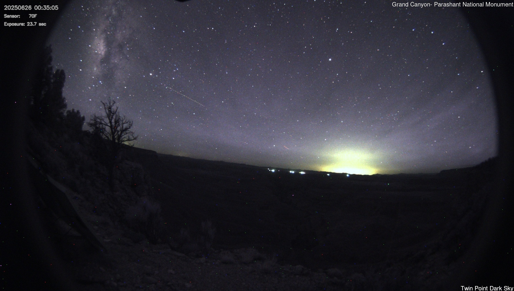 time-lapse frame, Twin Point - Dark Sky webcam