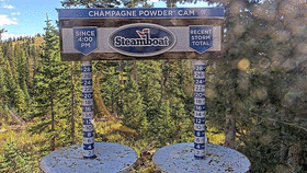 Steamboat Champag... animated GIF