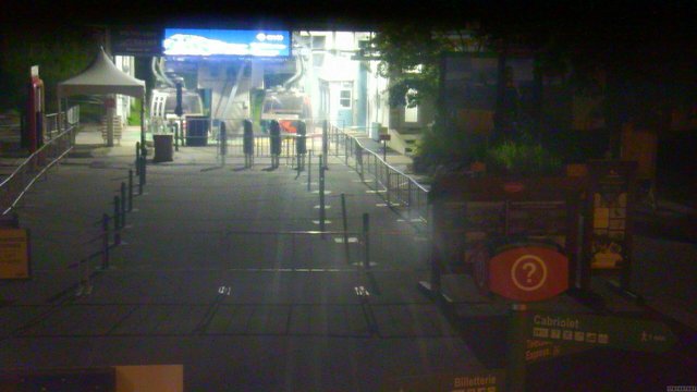 time-lapse frame, Tremblant Base Sud webcam