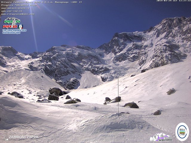 time-lapse frame, Rifugio Zamboni 24 marzo 2019 webcam