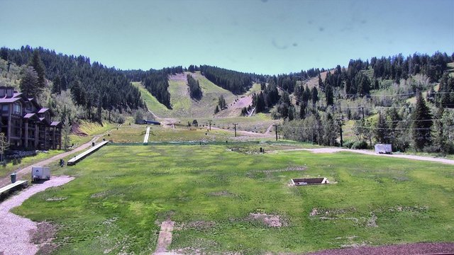 time-lapse frame, Deer Valley Snow Park Lodge webcam