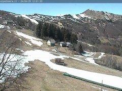 view from Alpe di Mera - Arrivo pista Baita e campo scuola on 2025-04-24