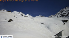 view from Rifugio Branca  Cevedale on 2024-04-13
