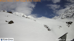 view from Rifugio Branca  Cevedale on 2024-04-24