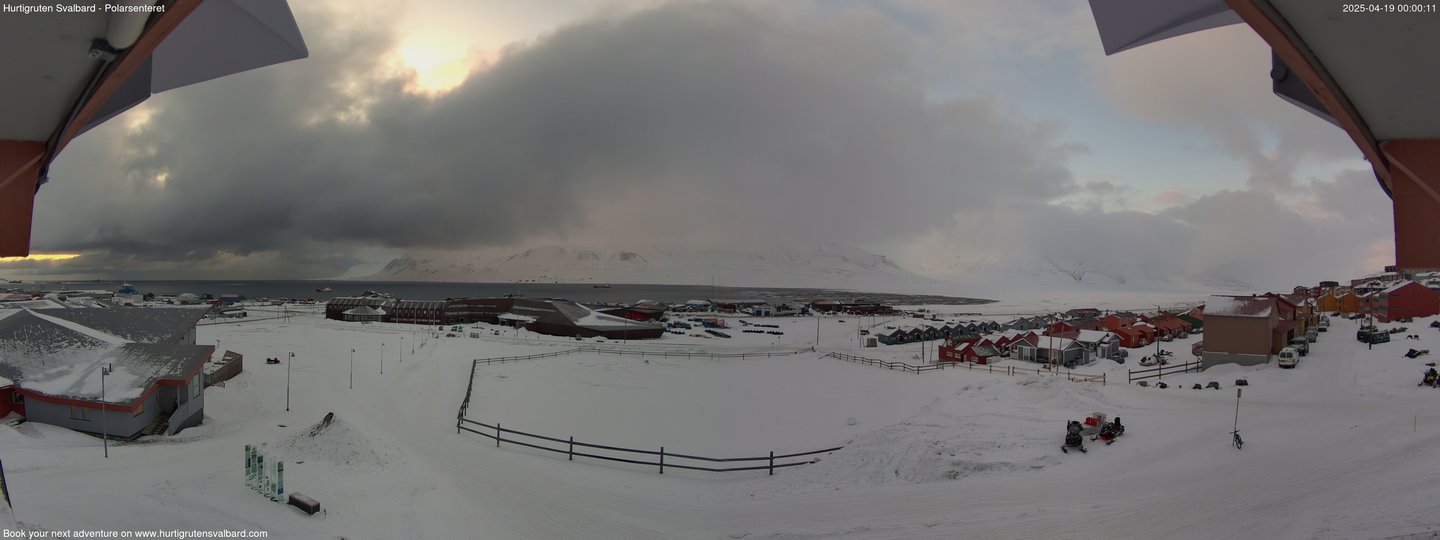 time-lapse frame, Hurtigruten Svalbard - Hiorthfjellet webcam