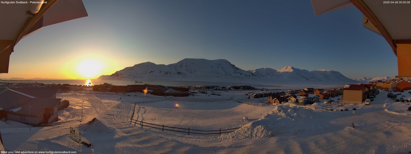 time-lapse frame, Hurtigruten Svalbard - Hiorthfjellet webcam