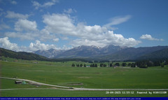 view from Pian Cansiglio - Casera Le Rotte on 2025-04-28