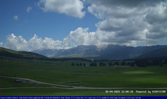 view from Pian Cansiglio - Casera Le Rotte on 2025-04-30